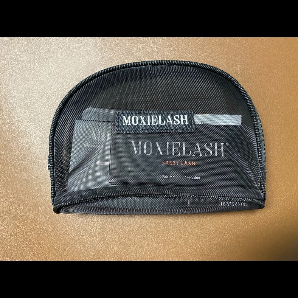 MoxieLash Sassy Luxe Magnetic Mink Eyelash Kit with Bag Bundle New